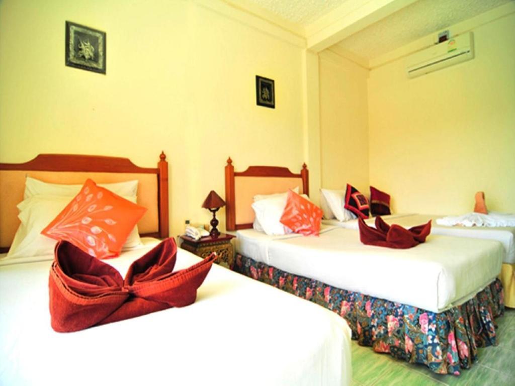 Baan Karon Hill Phuket Resort Room photo