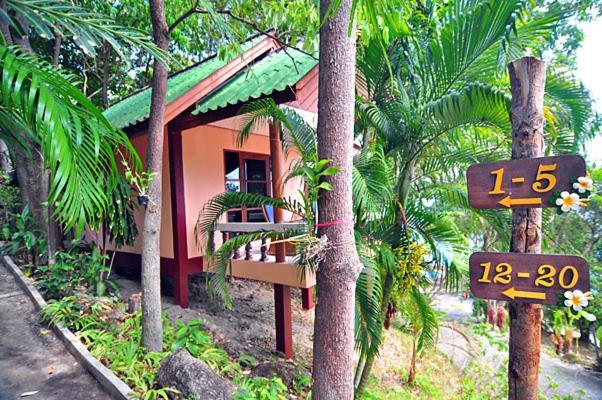 Baan Karon Hill Phuket Resort Room photo